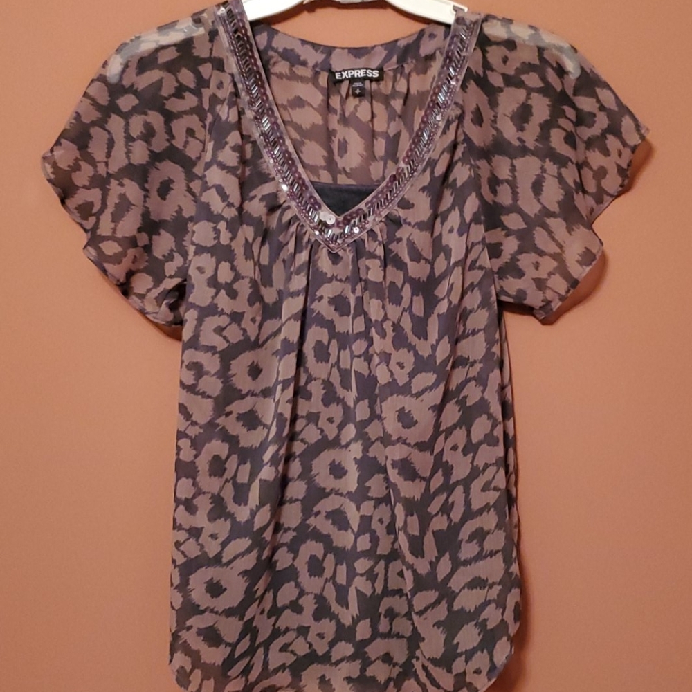 Short sleeve blouse